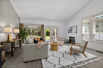 21196 Strawberry Mountain, Bend, OR 97702 - Photo 13