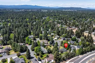 21196 Strawberry Mountain, Bend, OR 97702 - Photo 39