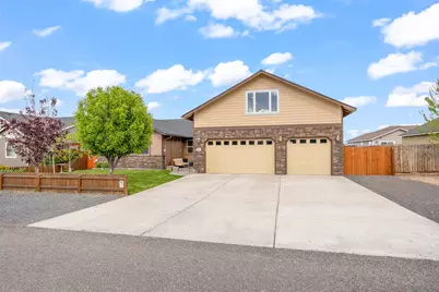 570 Mountain Ridge Drive, Culver, OR 97734 - Photo 1
