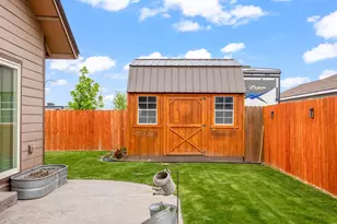 570 Mountain Ridge Dr, Culver, OR 97734 - Photo 31