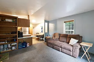 42256 Hwy 62, Prospect, OR 97536 - Photo 7