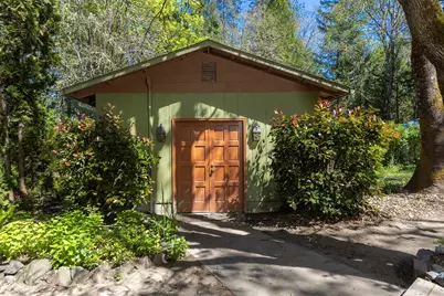 2601 Sand Creek Road, Grants Pass, OR 97527 - Photo 31