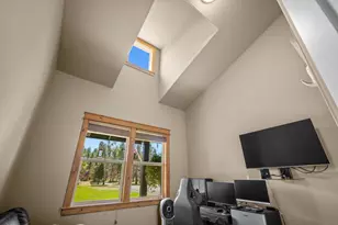55442 Heierman Dr, Bend, OR 97707 - Photo 33