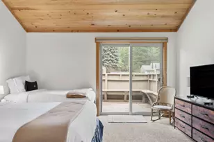 12900 Hawks Beard, Black Butte Ranch, OR 97759 - Photo 23