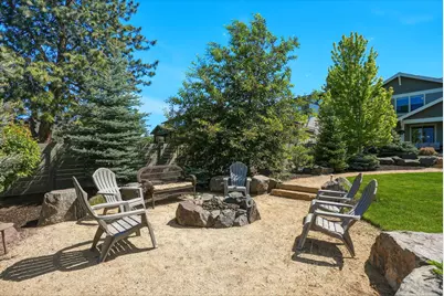 20648 SE Cougar Peak Drive, Bend, OR 97702 - Photo 41