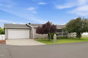 756 NE Sioux Ct, Redmond, OR 97756 - Photo 3
