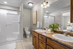 1630 Medart Ln, Grants Pass, OR 97527 - Photo 15