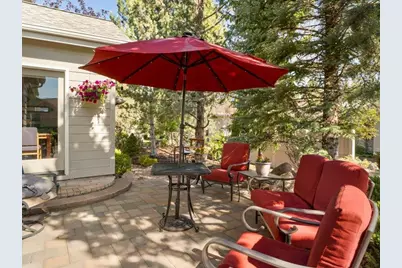 8051 Granite Falls Drive, Redmond, OR 97756 - Photo 11