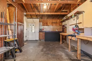 947 Alandale St, Klamath Falls, OR 97603 - Photo 35
