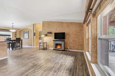 19140 Springfield Court, Crescent Lake, OR 97733 - Photo 9