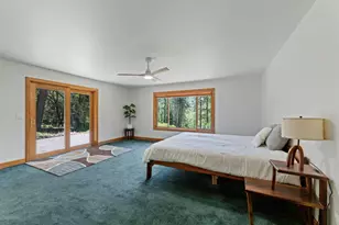1562 Sleepy Hollow Loop, Grants Pass, OR 97527 - Photo 19