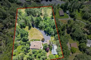 1562 Sleepy Hollow Loop, Grants Pass, OR 97527 - Photo 57