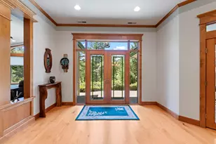 1562 Sleepy Hollow Loop, Grants Pass, OR 97527 - Photo 3