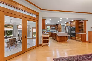 1562 Sleepy Hollow Loop, Grants Pass, OR 97527 - Photo 5