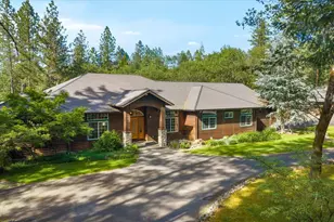 196 Pooh Ln, Grants Pass, OR 97526 - Photo 3
