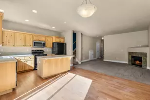 176 S Timber Pine Pl, Sisters, OR 97759 - Photo 13