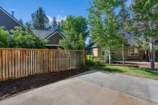 176 S Timber Pine Pl, Sisters, OR 97759 - Photo 5
