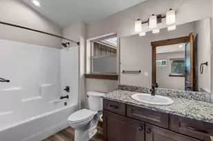 927 E Desperado Trail, Sisters, OR 97759 - Photo 21