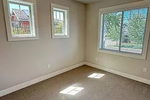 3752 Sunleaf Ave, Medford, OR 97504 - Photo 13