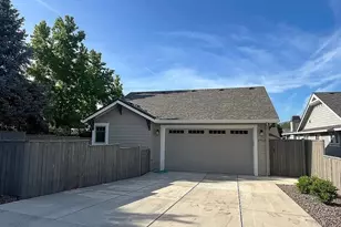 3752 Sunleaf Ave, Medford, OR 97504 - Photo 21