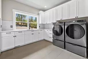 2853 NW Nightfall Cir, Bend, OR 97703 - Photo 39