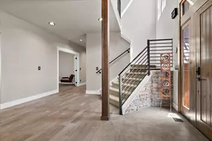 2853 NW Nightfall Cir, Bend, OR 97703 - Photo 9