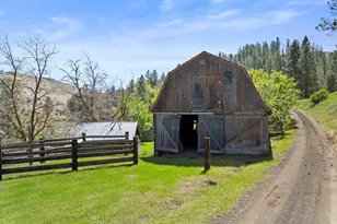 61702 Middle Frk Rd, Long Creek, OR 97856 - Photo 37