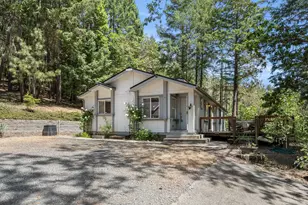 11020 N Applegate Rd, Grants Pass, OR 97527 - Photo 3