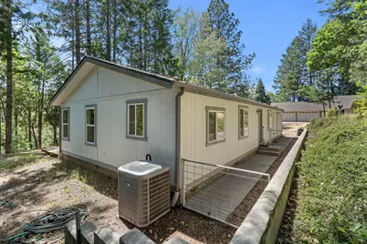 11020 N Applegate Road, Grants Pass, OR 97527 - Photo 11