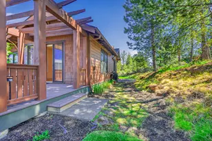 19305 Brookside Way, Bend, OR 97702 - Photo 31