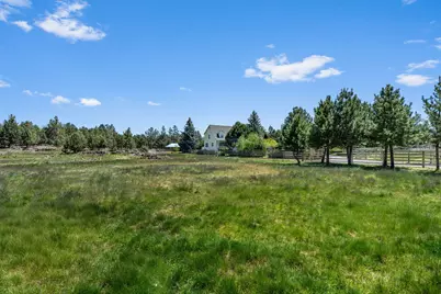 64080 Highway 20, Bend, OR 97703 - Photo 43
