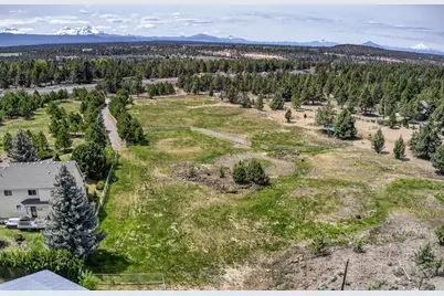 64080 Highway 20, Bend, OR 97703 - Photo 55