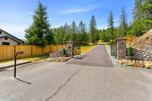 225 SE Eagle Ridge Dr, Canyonville, OR 97417 - Photo 9