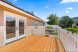 2768 Kerrisdale Ridge Dr, Medford, OR 97504 - Photo 23