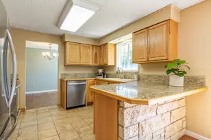 3867 Rio Vista Way, Klamath Falls, OR 97603 - Photo 11