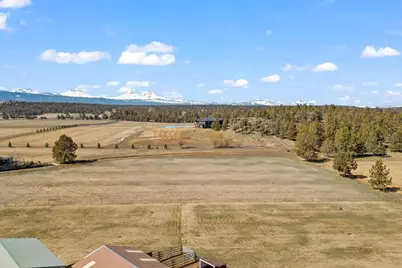 19800 Connarn Road, Bend, OR 97703 - Photo 49