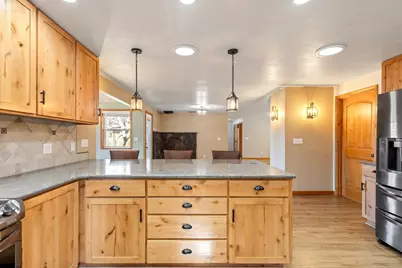19800 Connarn Road, Bend, OR 97703 - Photo 11