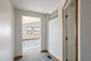 19800 Connarn Rd, Bend, OR 97703 - Photo 23