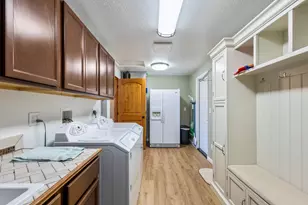 19800 Connarn Rd, Bend, OR 97703 - Photo 31