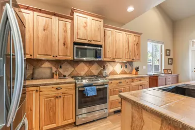 51874 Trapper George Lane, La Pine, OR 97739 - Photo 5