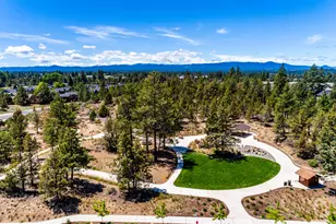 20568 SE Kira Dr, Bend, OR 97702 - Photo 31