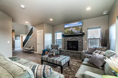 20568 SE Kira Drive #370, Bend, OR 97702 - Photo 11