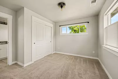2201 Westwood Drive, Medford, OR 97501 - Photo 31