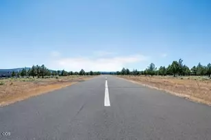 13428 SW Airfield Ln, Culver, OR 97734 - Photo 39