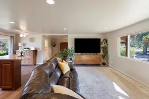 22820 Abilene Ct, Bend, OR 97701 - Photo 13