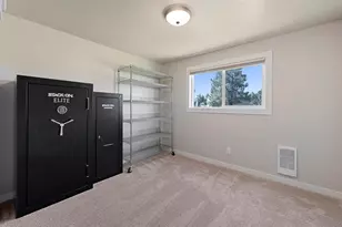 22820 Abilene Ct, Bend, OR 97701 - Photo 27