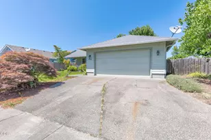 2968 Galaxy Way, Grants Pass, OR 97527 - Photo 3
