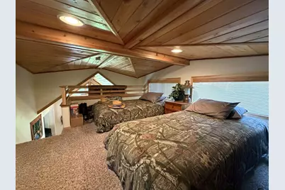 [Address not provided], Crescent Lake, OR 97733 - Photo 15