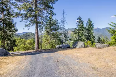 567 Woody Acres Drive, Williams, OR 97544 - Photo 27
