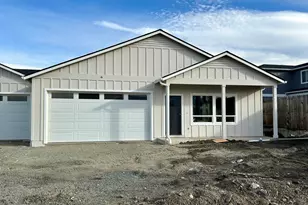 313 E Rapp Rd, Talent, OR 97540 - Photo 15